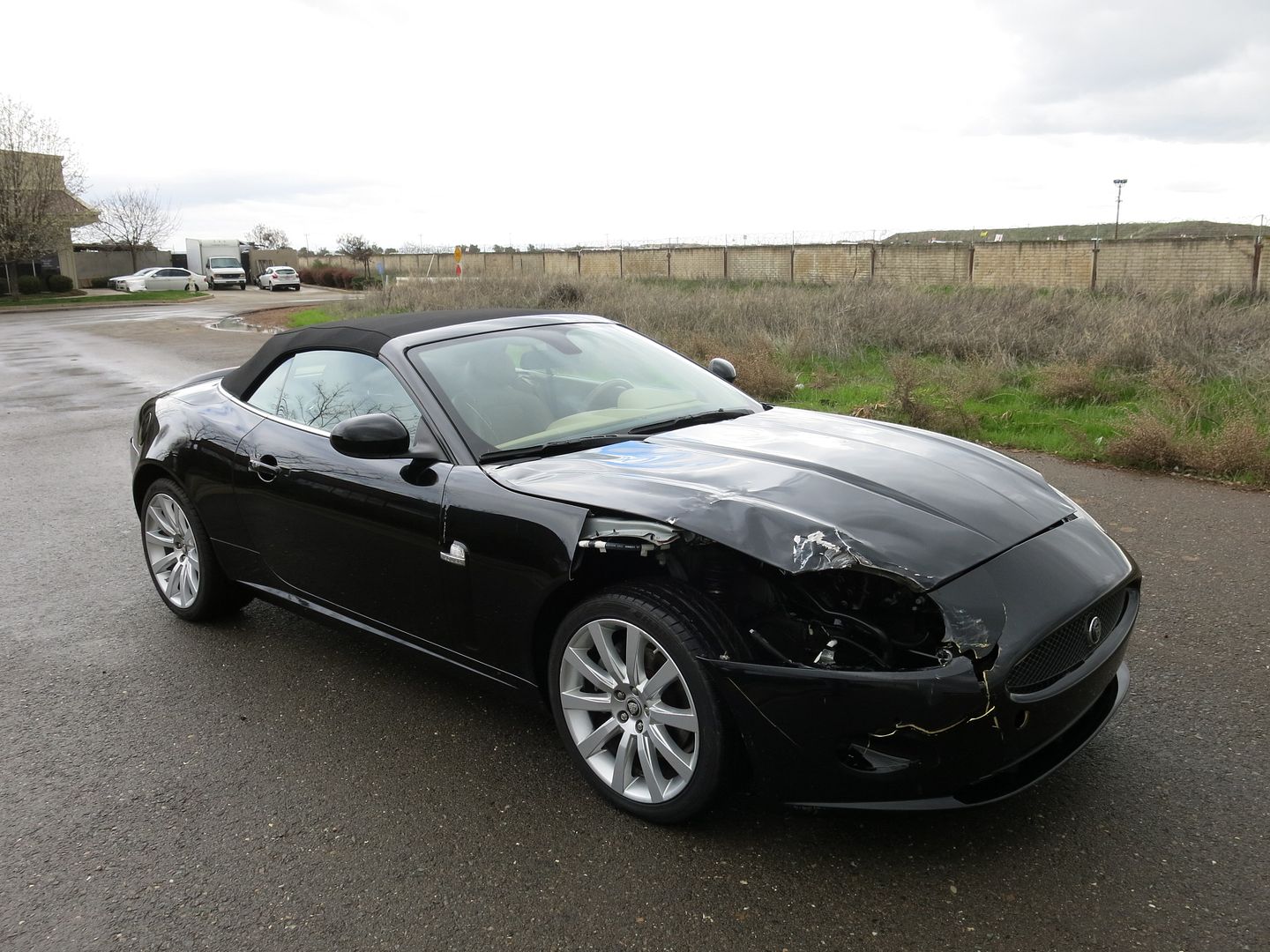 Purchase used 2009 Jaguar xk convertible damaged wrecked rebuildable